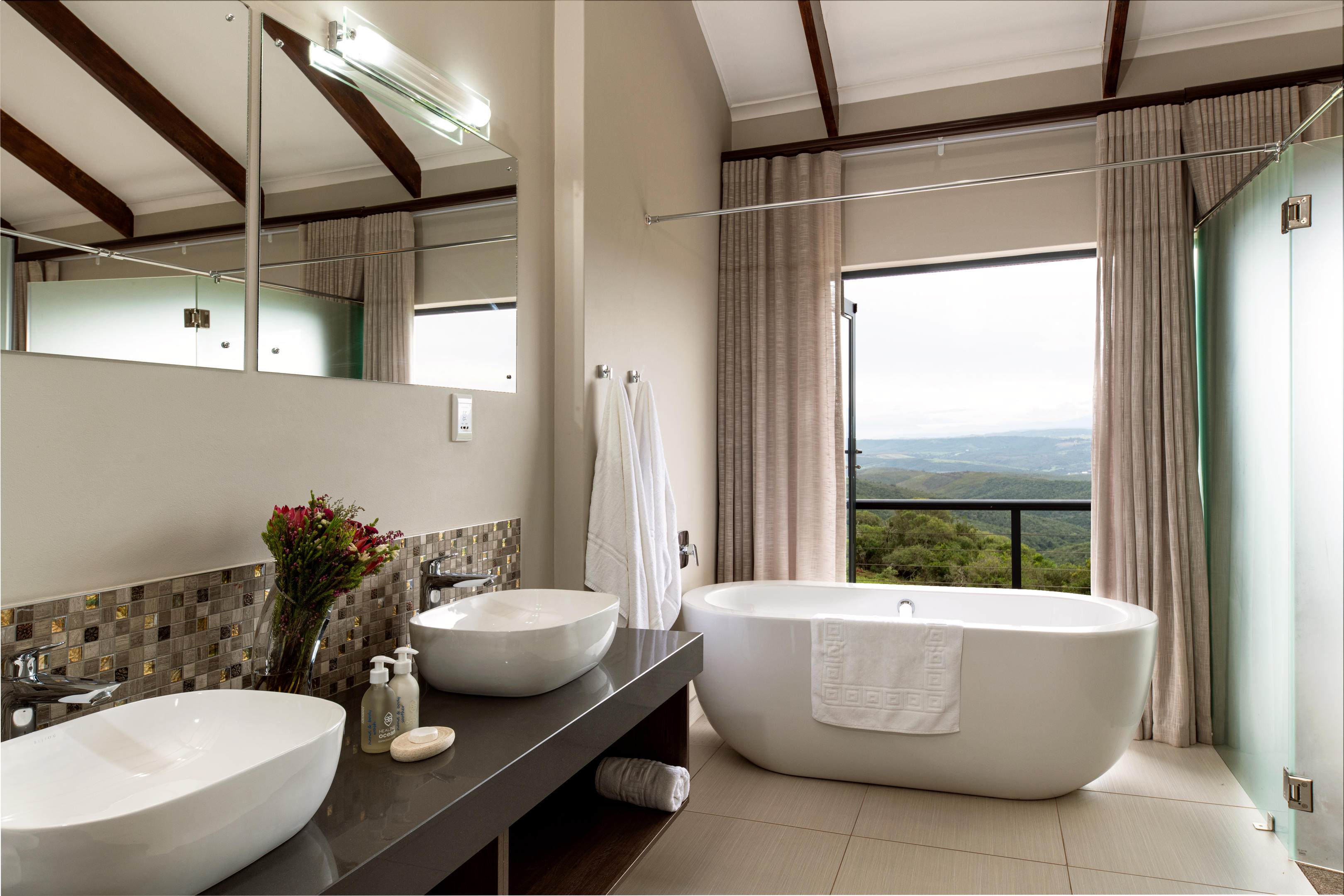 Intle Boutique Hotel thumbnail 5